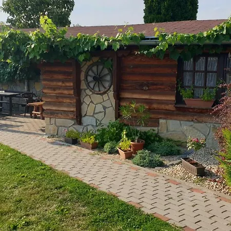 Ad Relax Aparthotel Podhájska